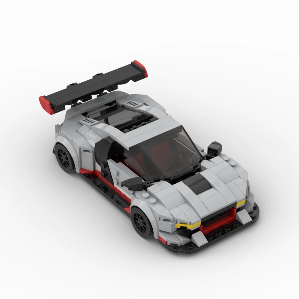 R8 GT