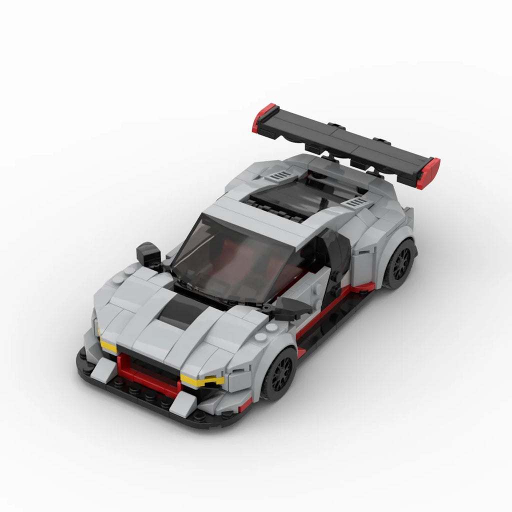 R8 GT