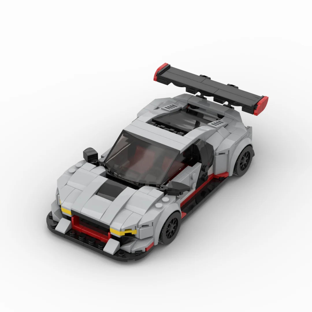 R8 GT